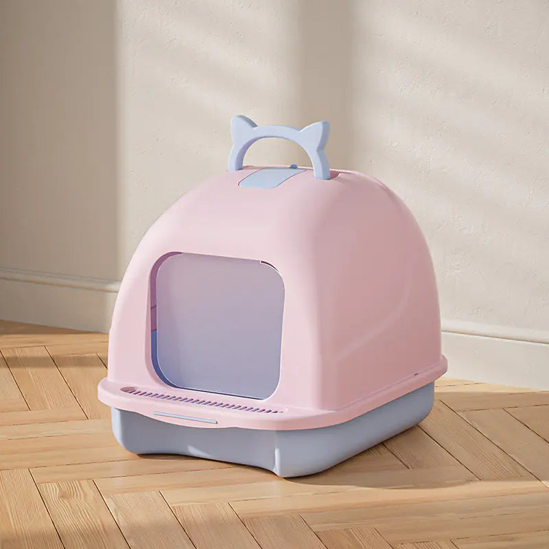 Large Closed Cat Litter Box with Odor Control Features